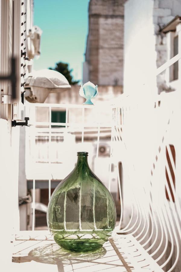 Tetti Bianchi - Deva'S Suite Home Ostuni Ngoại thất bức ảnh