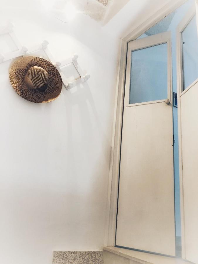 Tetti Bianchi - Deva'S Suite Home Ostuni Ngoại thất bức ảnh